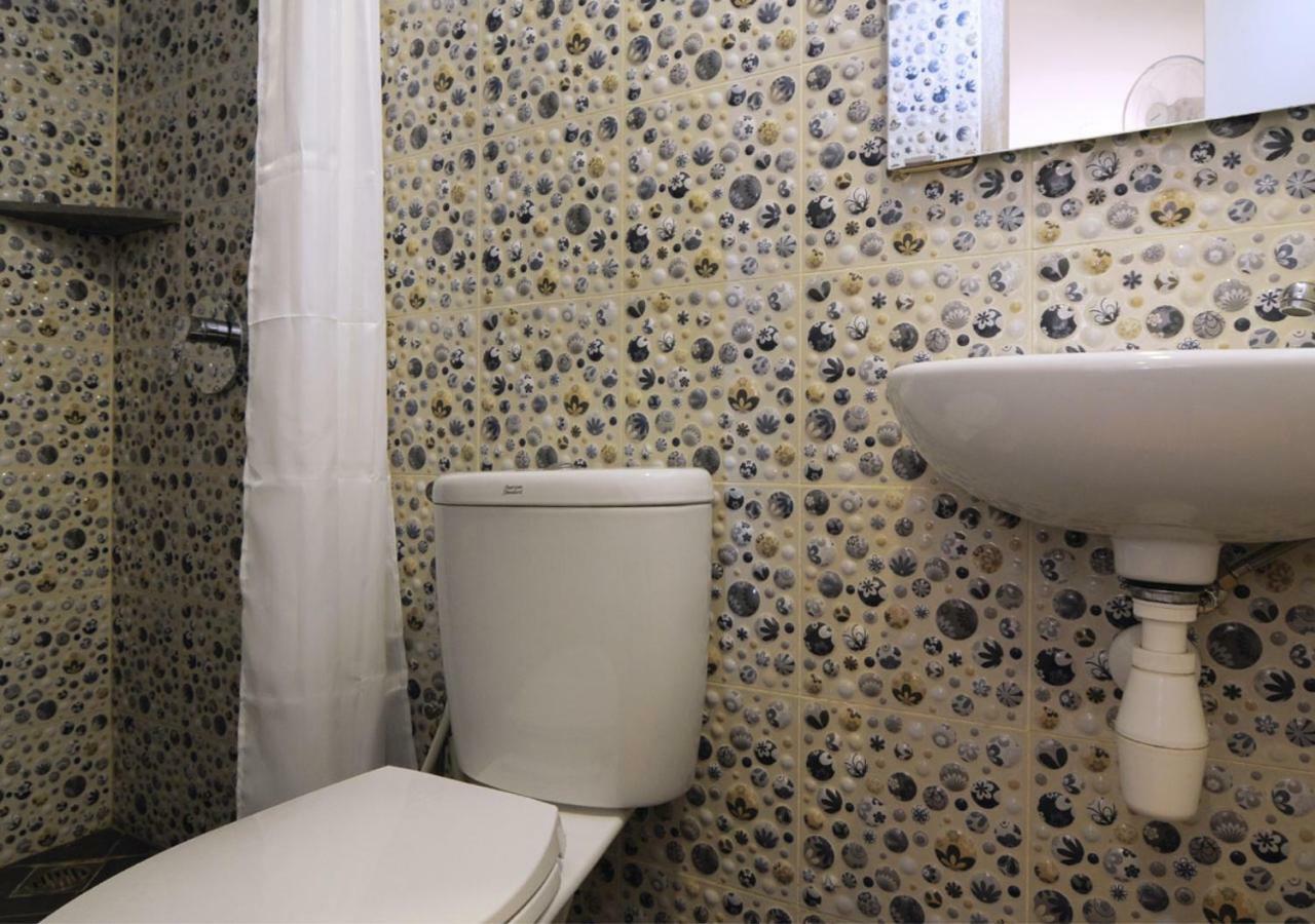 Bread And Jam Hostel Кута Экстерьер фото